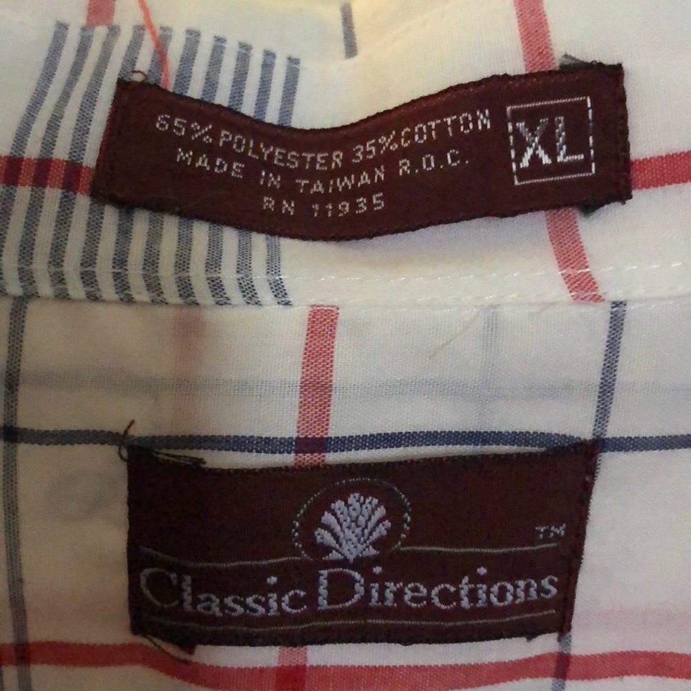 Button down - Picture 2 of 2